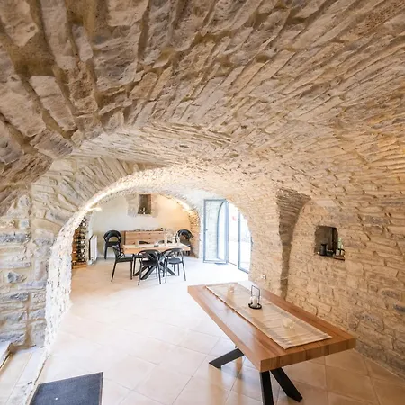La Bastide De Sigalas 住宿加早餐酒店 Pompignan (Gard)
